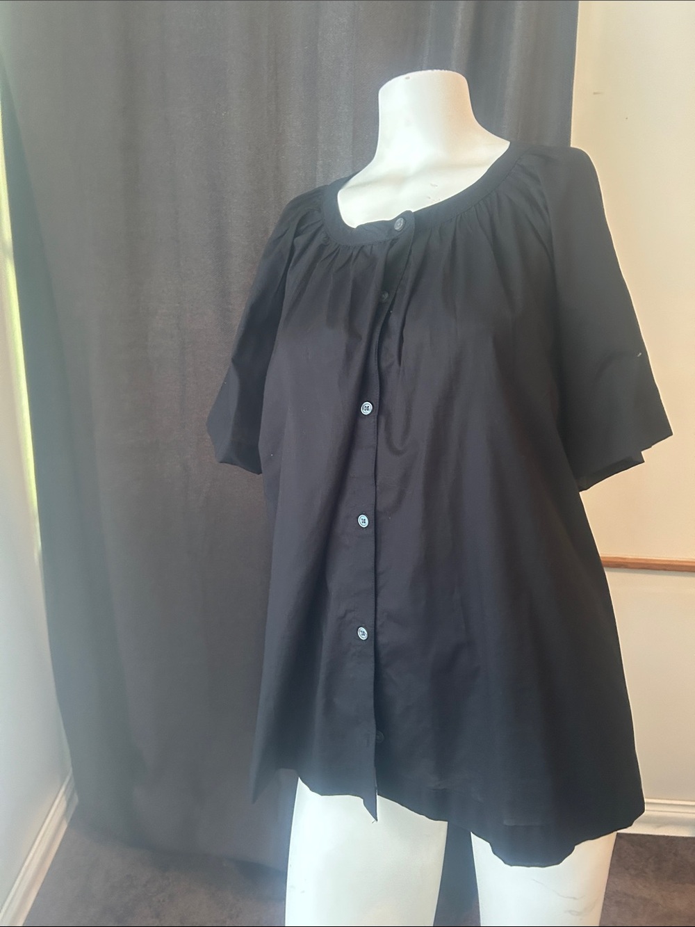 Time & Tru Black Button-Front Women’s Blouse